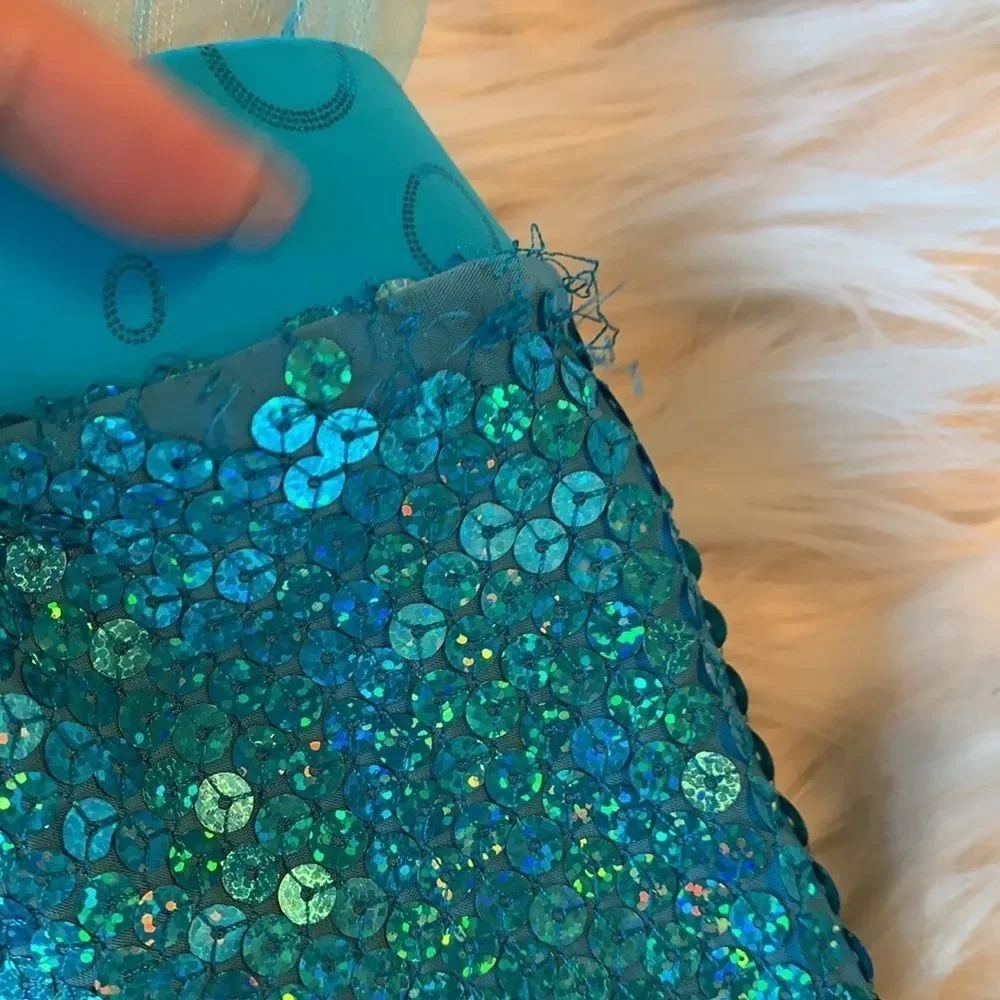 Absolutely gorgeous custom made solo costume Blue stunner Child Large